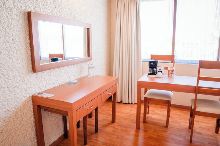 Room 41 of 85