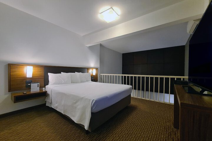 Room 7 of 46