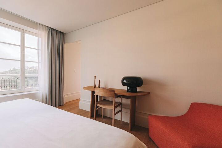 Room 16 of 186