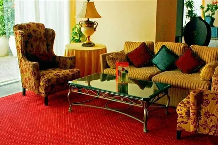 Room 2 of 12