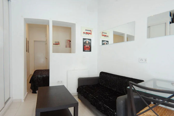 Room 10 of 15