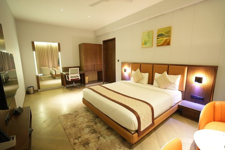 Room 12 of 31