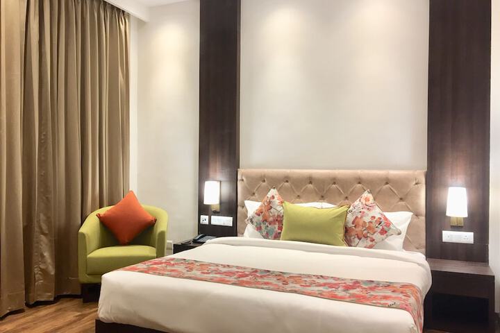 Room 3 of 29
