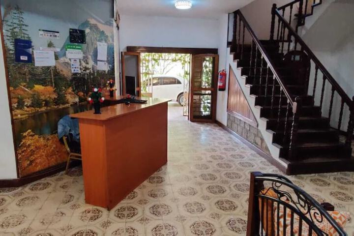 Tisa Suites & Lounge