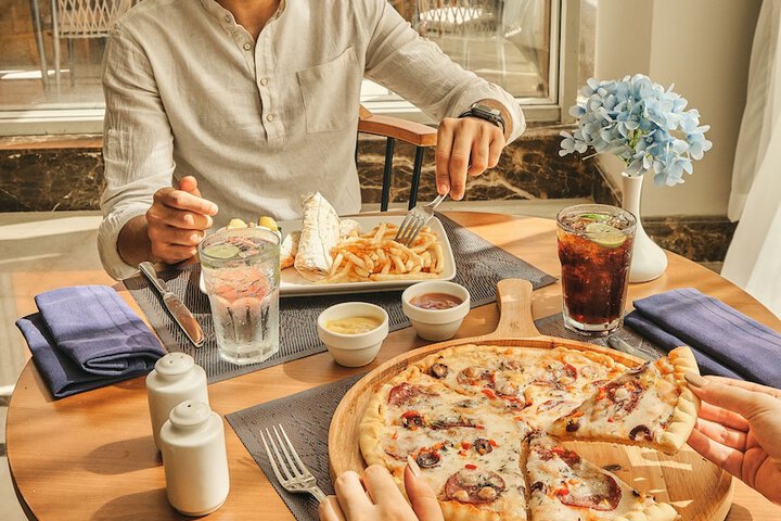 Dining 81 of 109