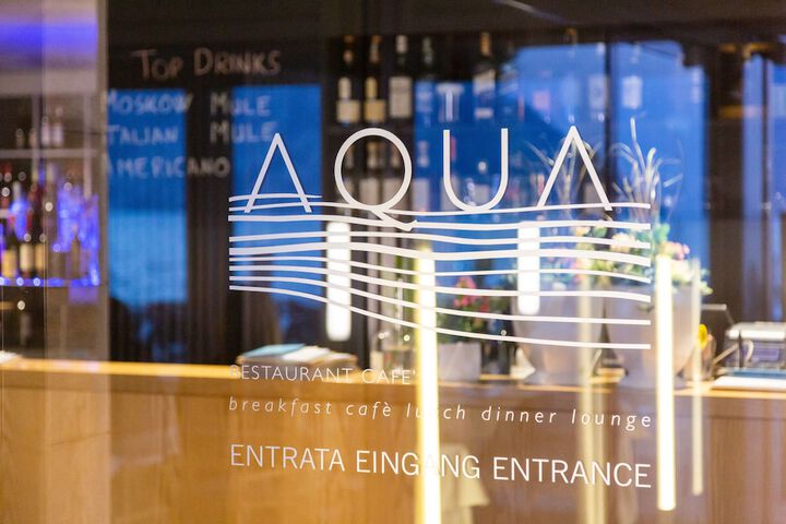 Dining 113 of 146