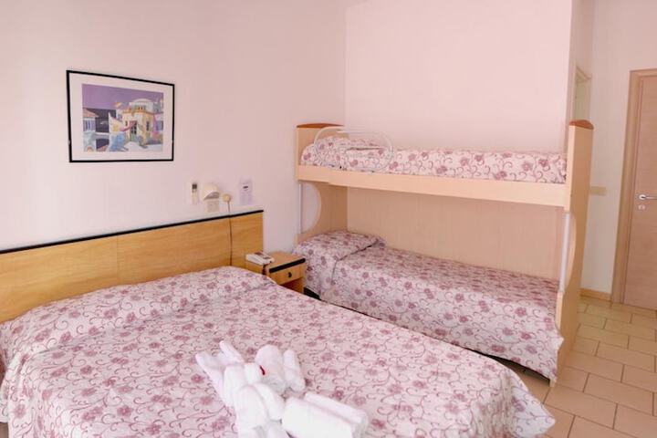 Room 15 of 58