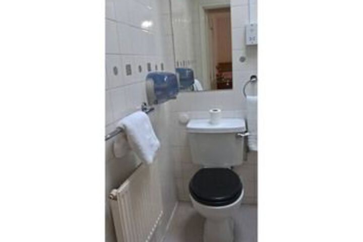 Room 2 of 15