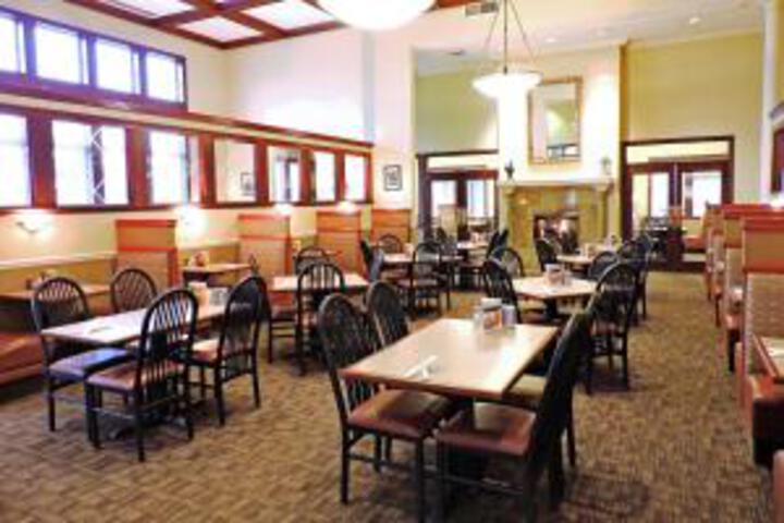Dining 5 of 20