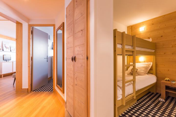Room 17 of 44