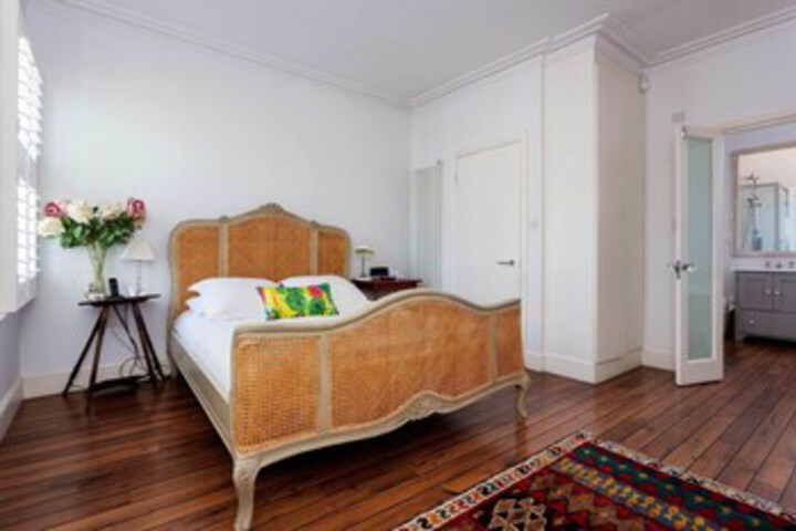 Room 17 of 19