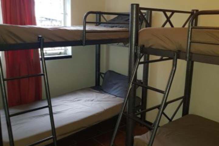 Room 10 of 30