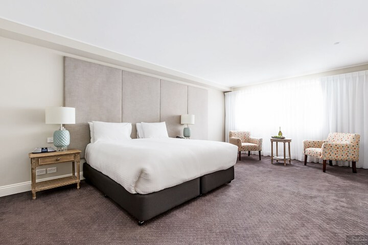 Room 3 of 29
