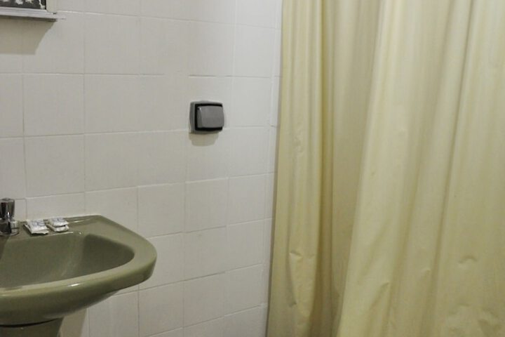 Room 13 of 47
