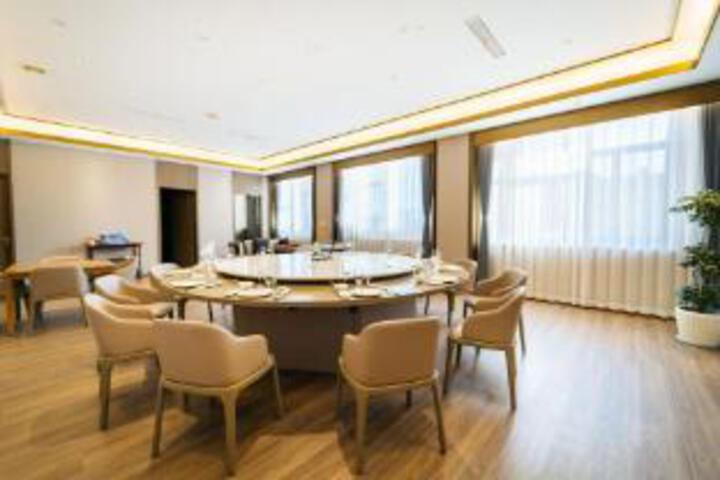 Yangzhou Tangcheng Shuiyun Resort Hotel
