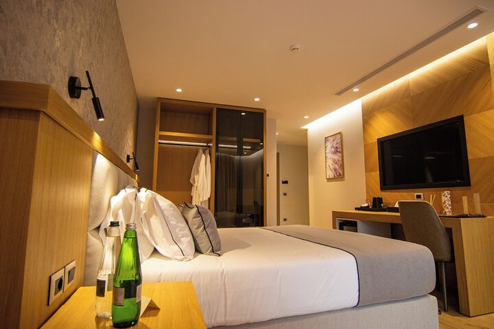 Room 62 of 136