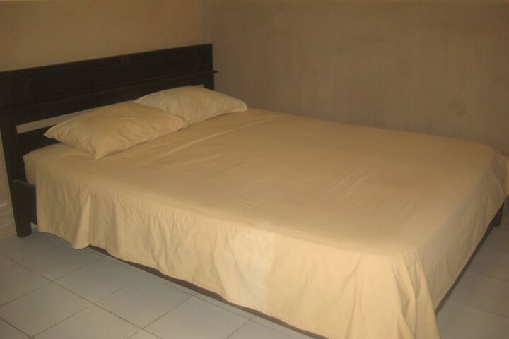 Room 14 of 17