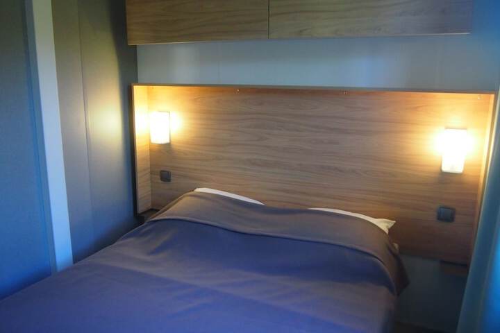 Room 3 of 44