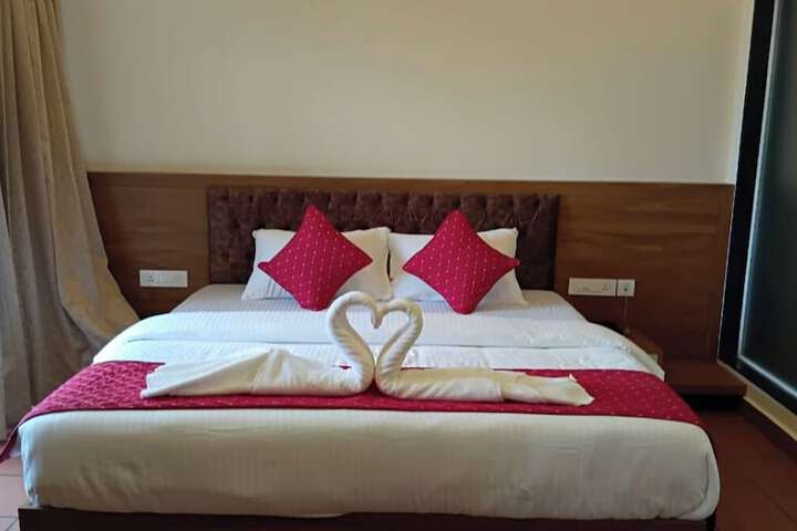 Room 14 of 63