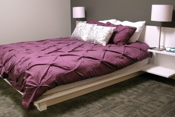 Room 3 of 10