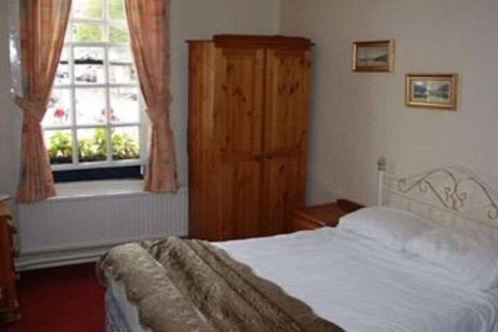 Room 16 of 23