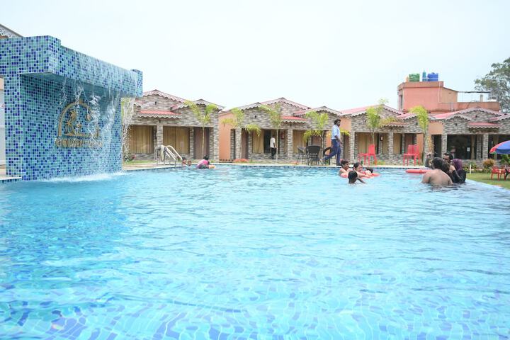 Pool 6 of 19