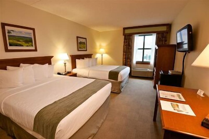 Room 5 of 38