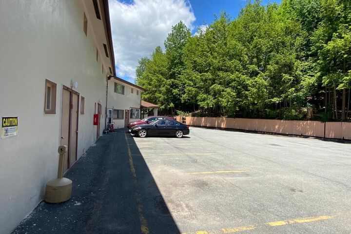 Property Grounds 22 of 41