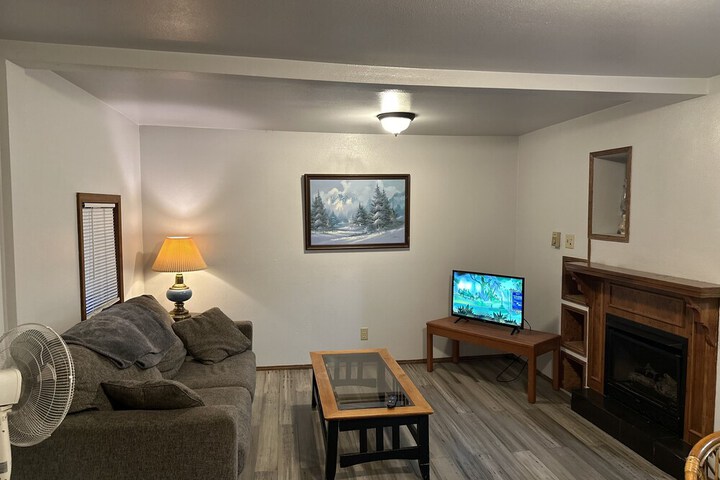 Room 53 of 83