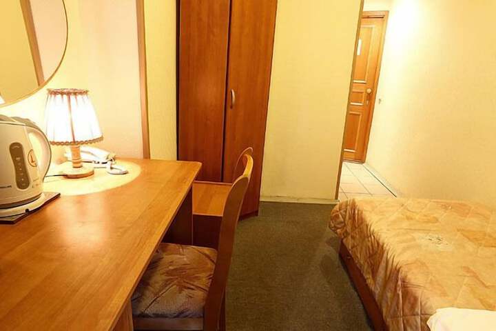 Room 7 of 35