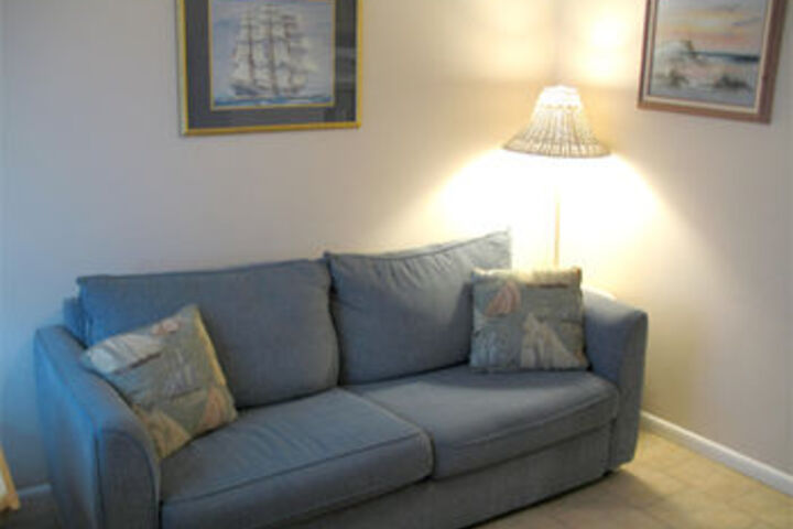 Room 33 of 40