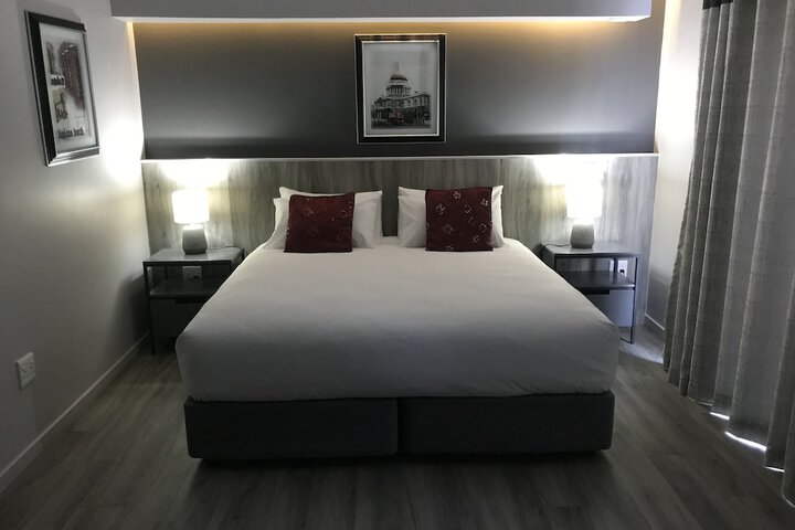 Room 4 of 43