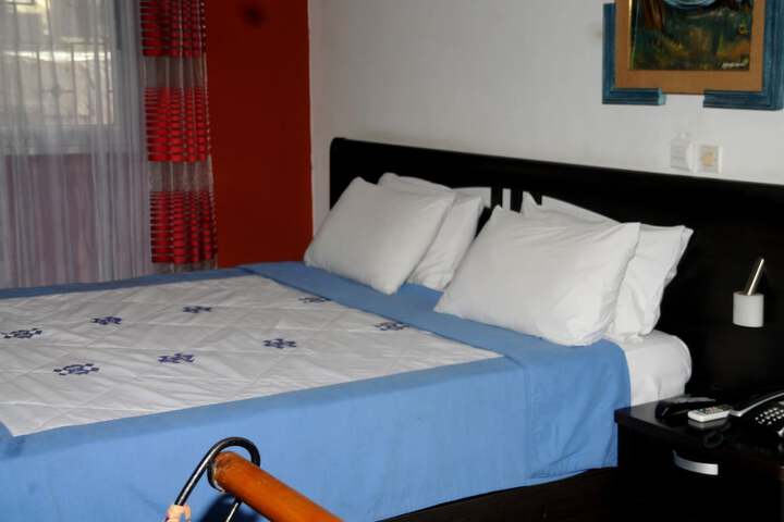 Room 26 of 130