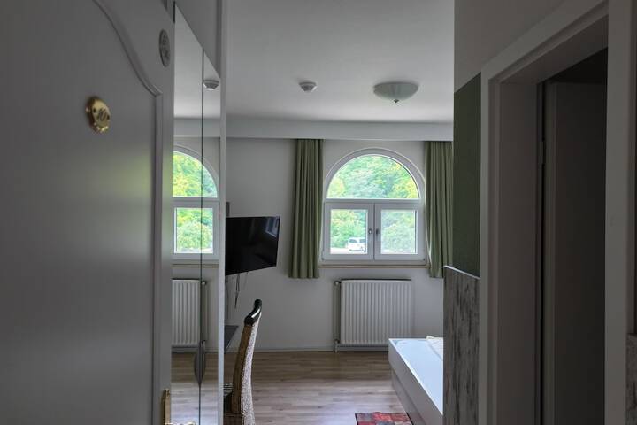 Room 25 of 50