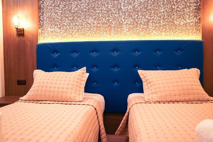 Room 48 of 117