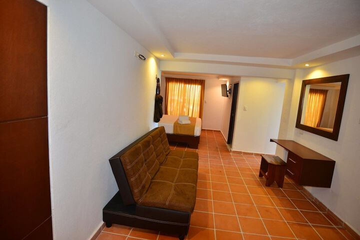 Room 9 of 89