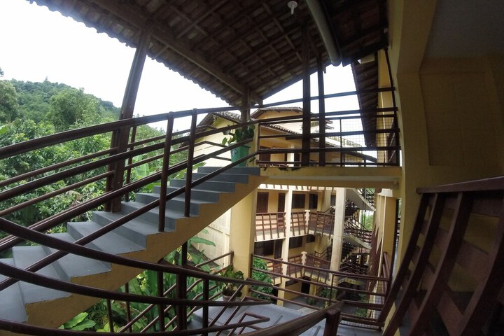 Hotel 2 of 33