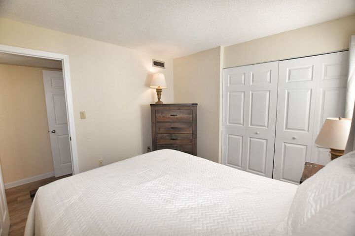 Room 8 of 64