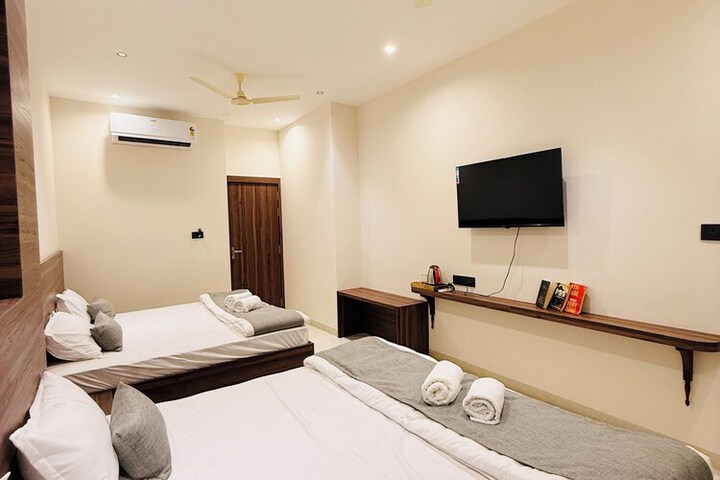 Room 30 of 84