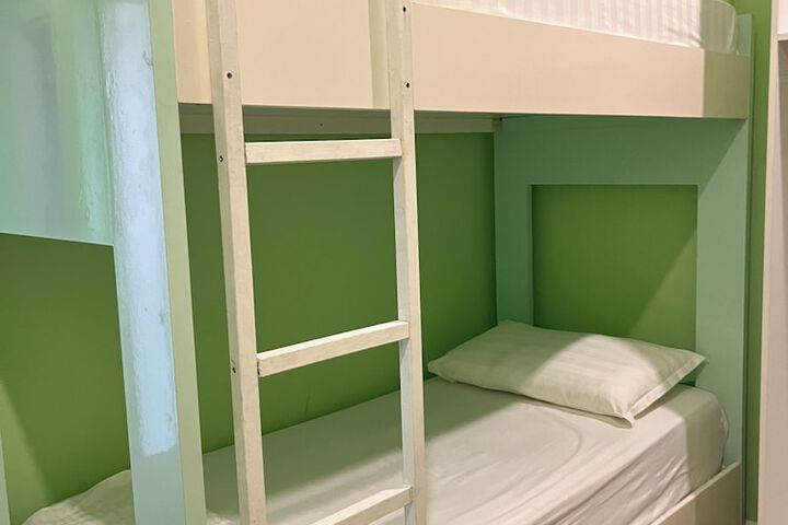 Room 55 of 146