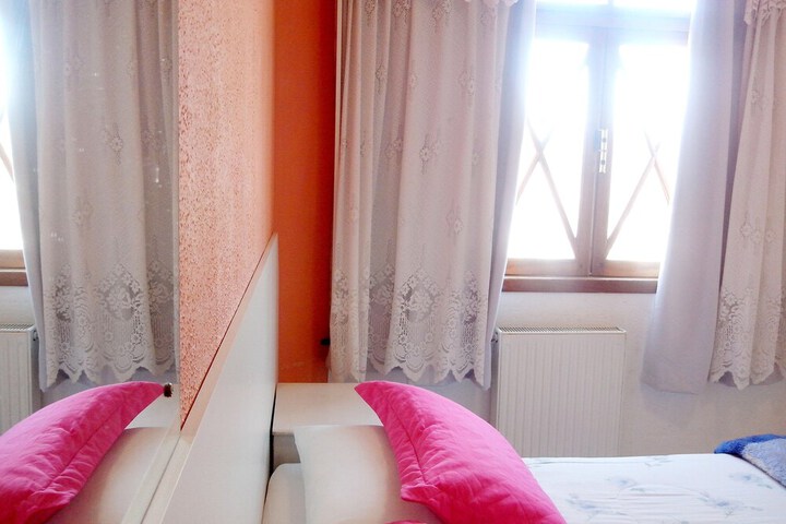 Room 8 of 58