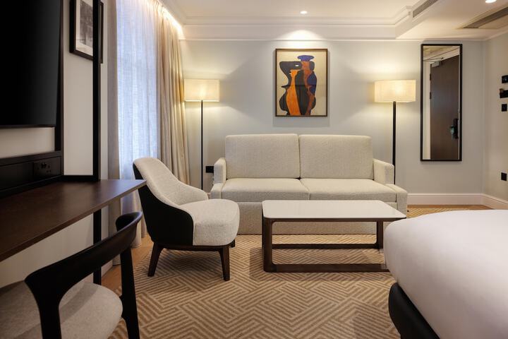 Room 60 of 170