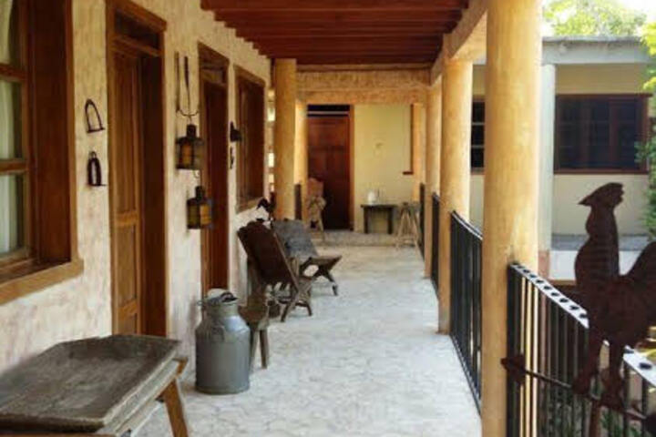 HOTEL PALOMINO RANCH