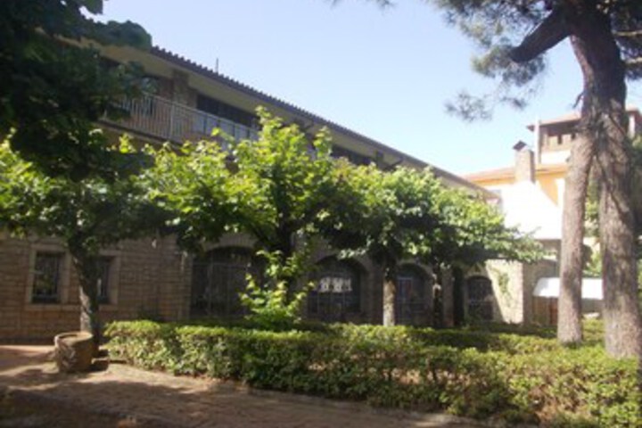 Hotel Exterior 15 of 41