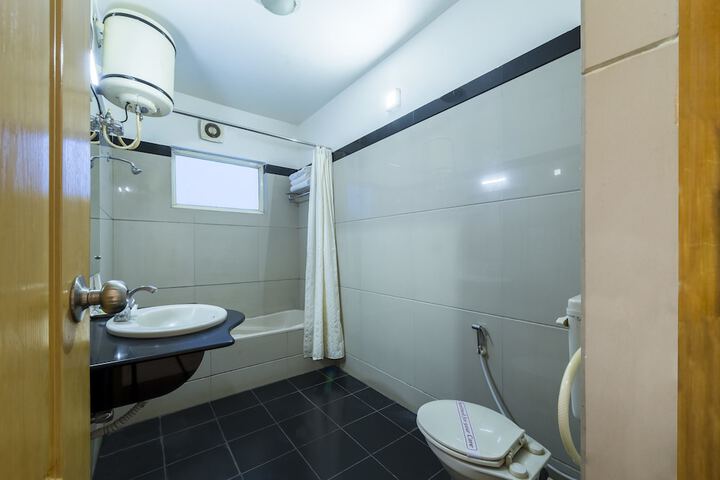Room 15 of 26