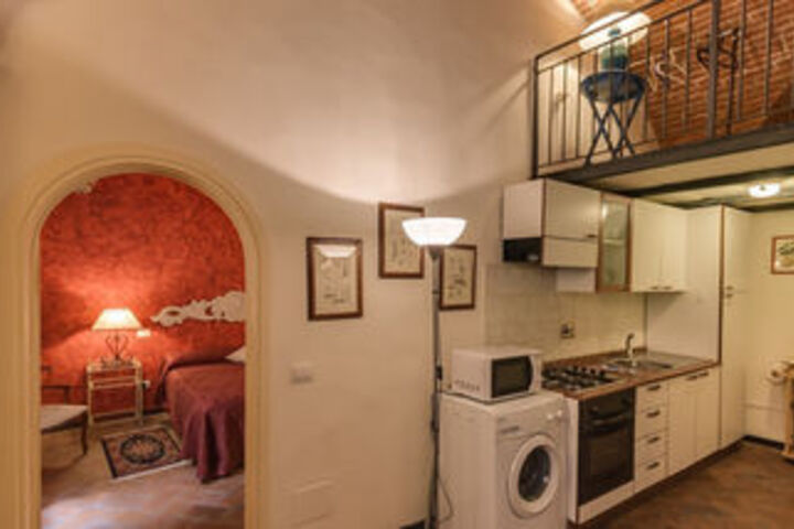 Room 30 of 68