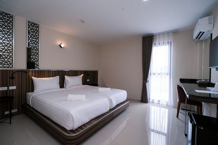 Room 50 of 97
