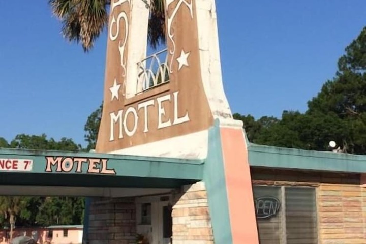 Hotel 30 of 30