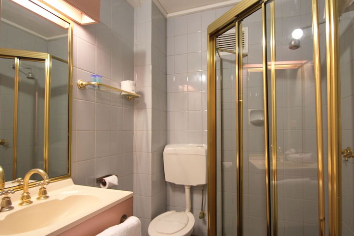 Bath Interior