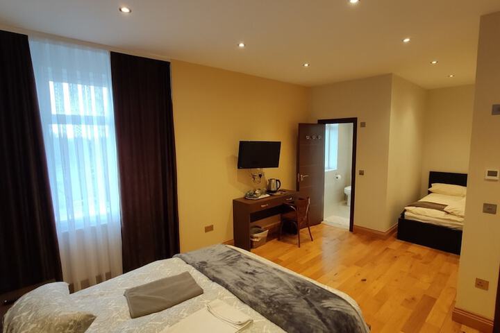 Room 30 of 57